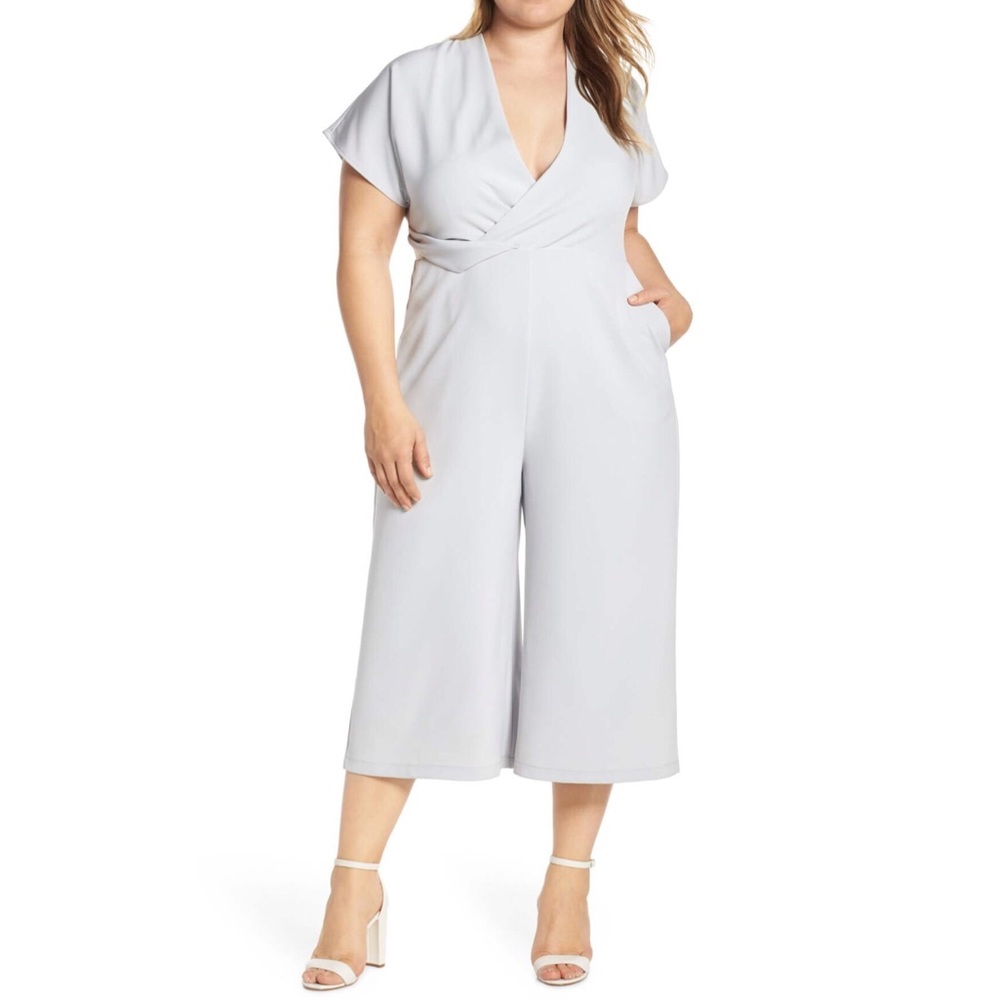 Leith Surplice Wide Leg Crop Jumpsuit (Plus Size)